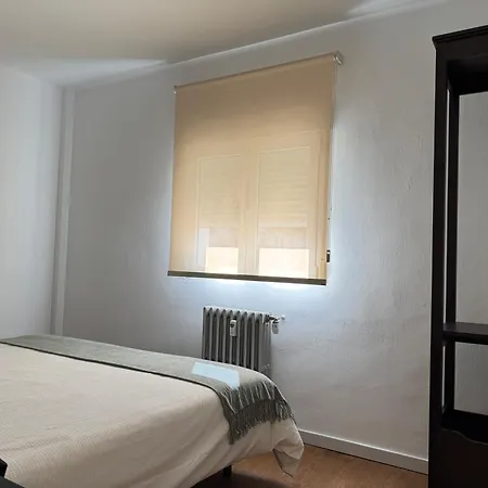 Apartman Escapadaburgos, Alma Sutil, Tu Hogar Familiar En El Corazon De La Ciudad De *